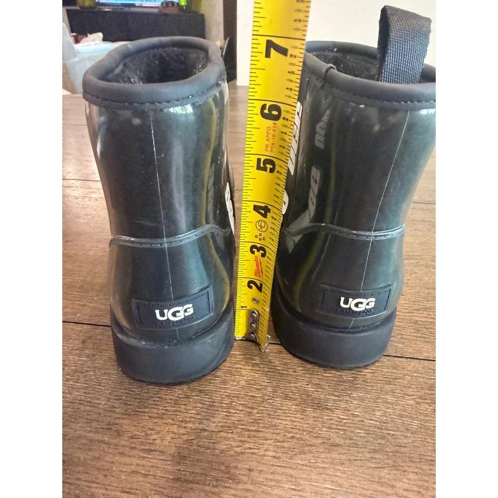 UGG Classic Clear Mini Waterproof Rain Boots Black Women's Size 7 Fur Lined
